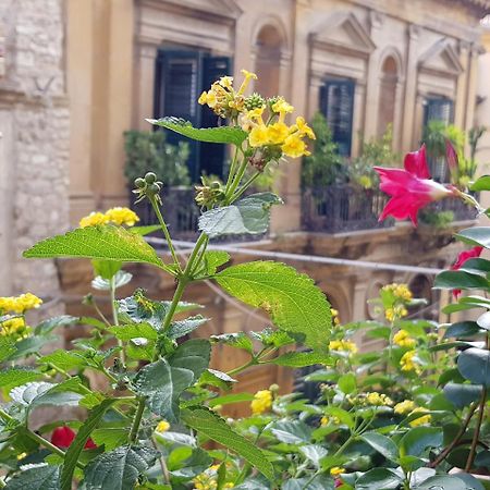 Casa Coccinella Bed and Breakfast Caltanissetta Exterior foto